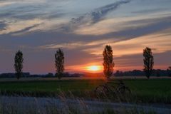 Abendhimmel mit Fahrrad