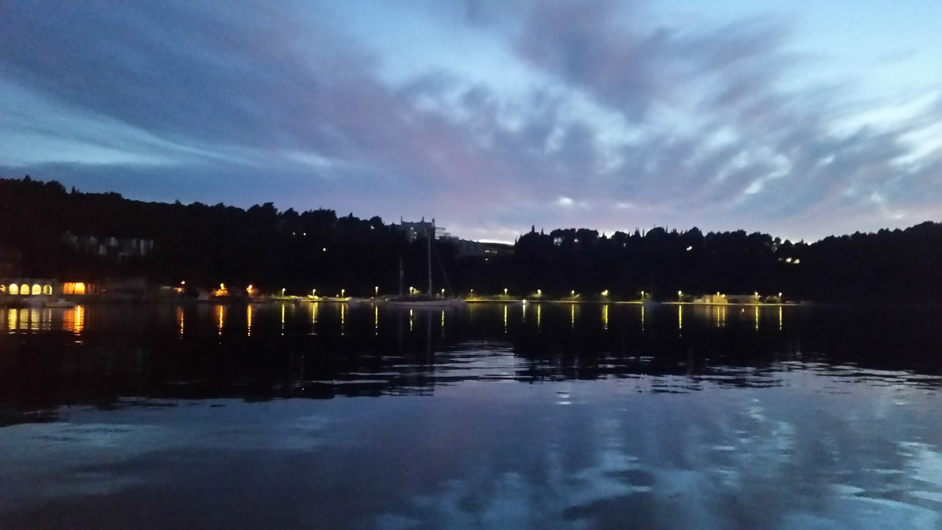 Abendhimmel-Spiegelung