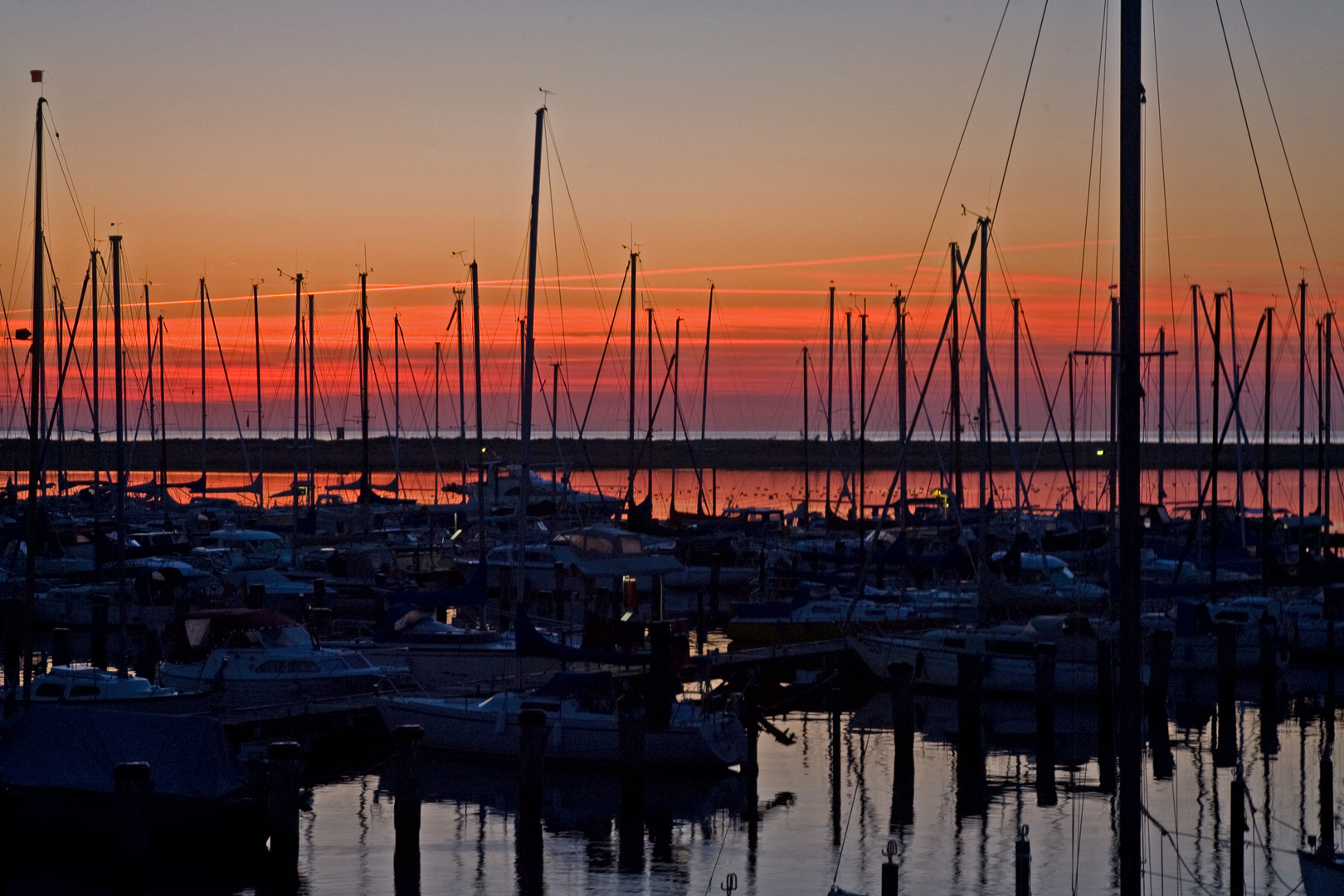 Abendhimmel über Marina Wendtorf