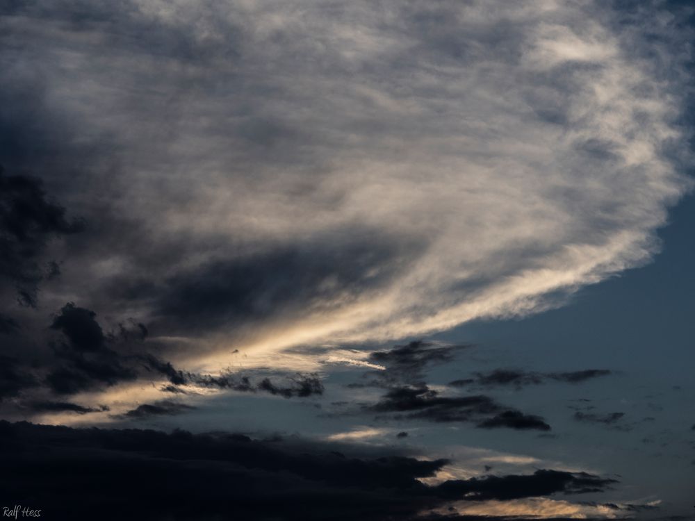 Abendhimmel über Neuffen