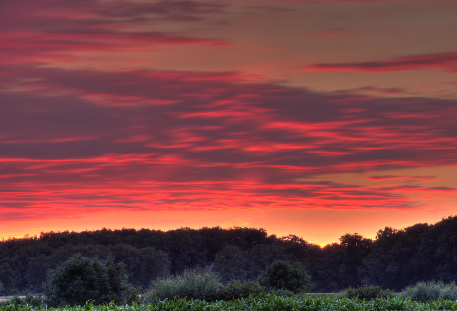 Abendhimmel ueber Suedkirchen