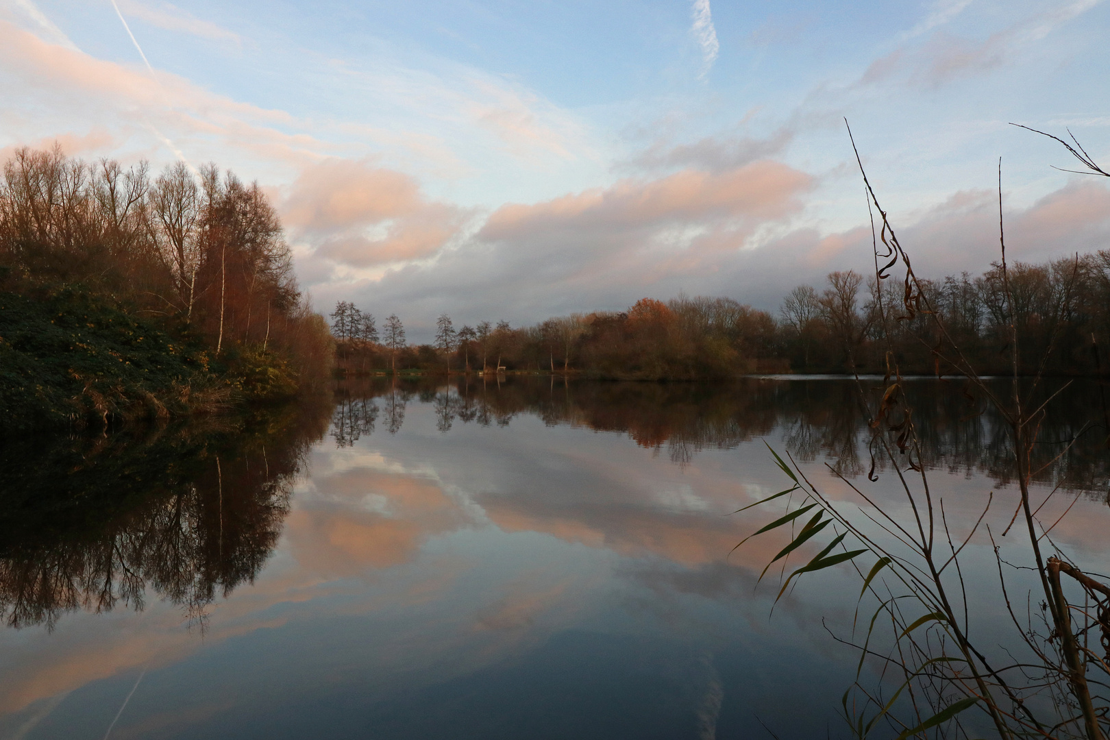 Abendhimmel überm Teich