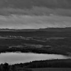 Abendliche Aussicht vom Ort Aremberg aus - Nebel steigt auf über dem Ahrtal