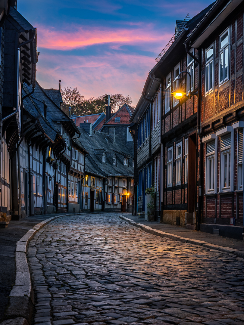 Abendliche Gasse in Goslar