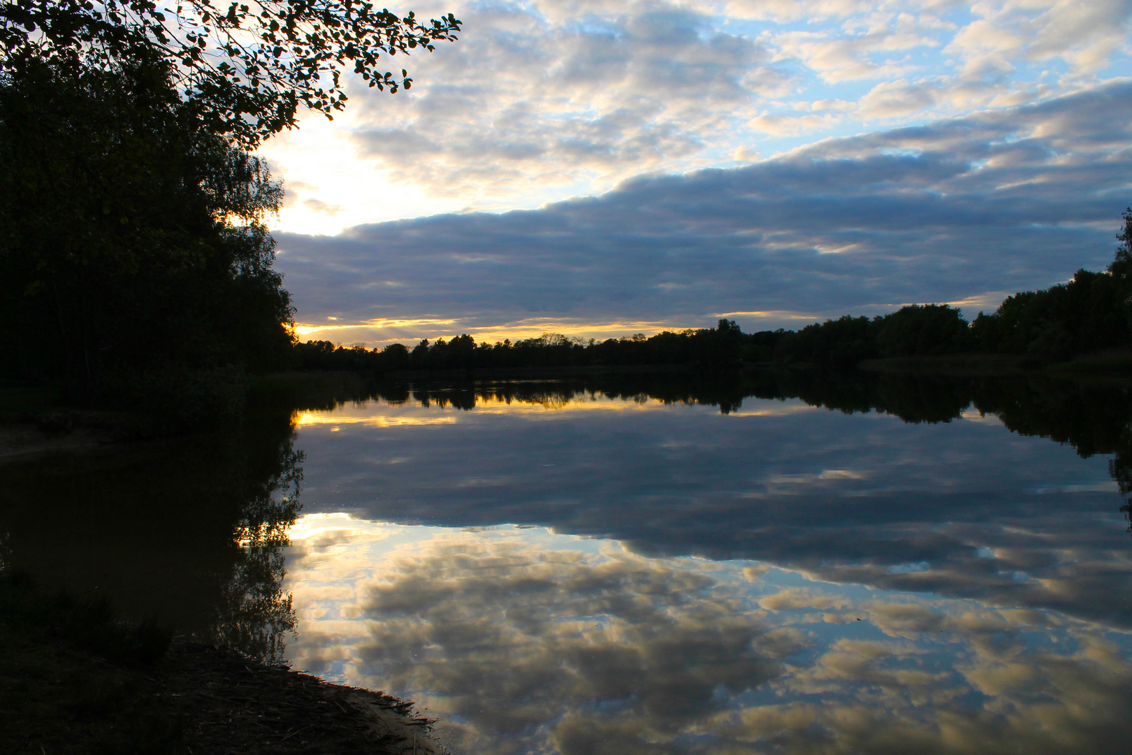 Abendliche Ruhe am See