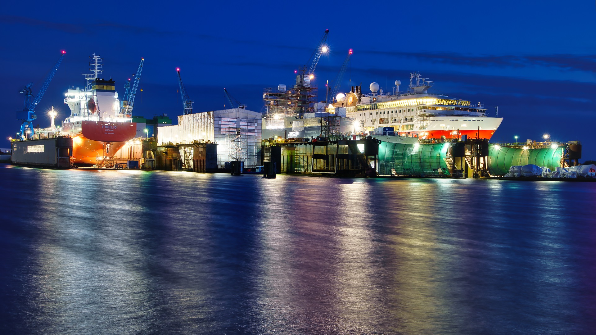 abendliche Ruhe im Hafen