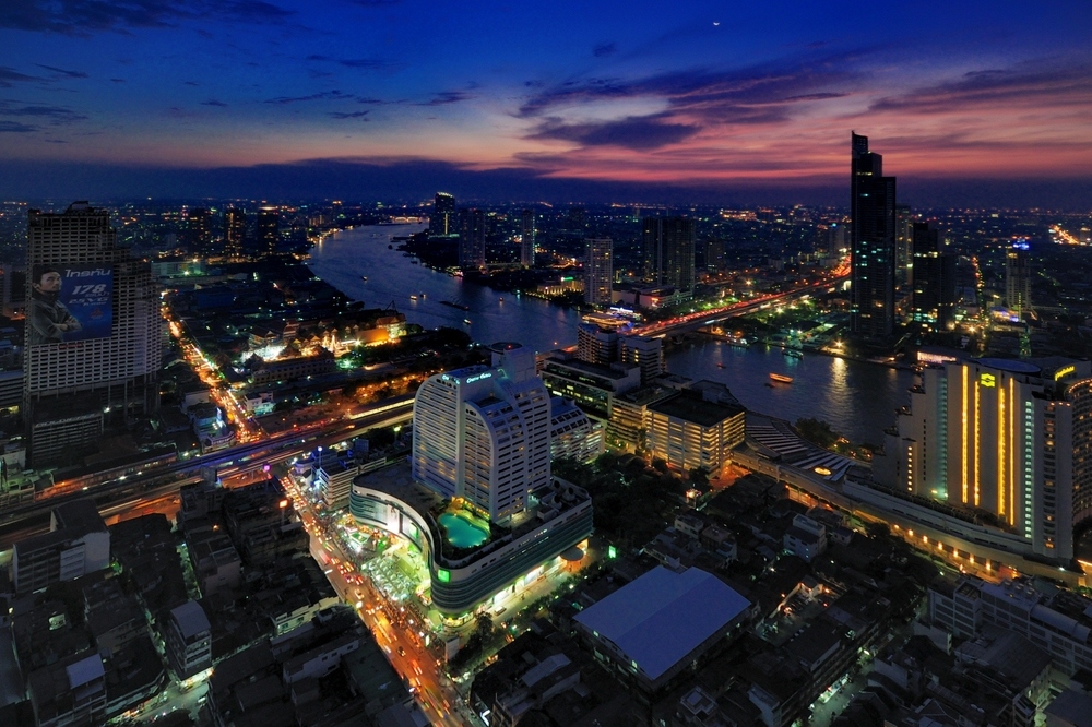 Abendliche Skyline vom Lebua Tower