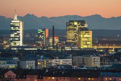 Abendliche Stadtlandschaft