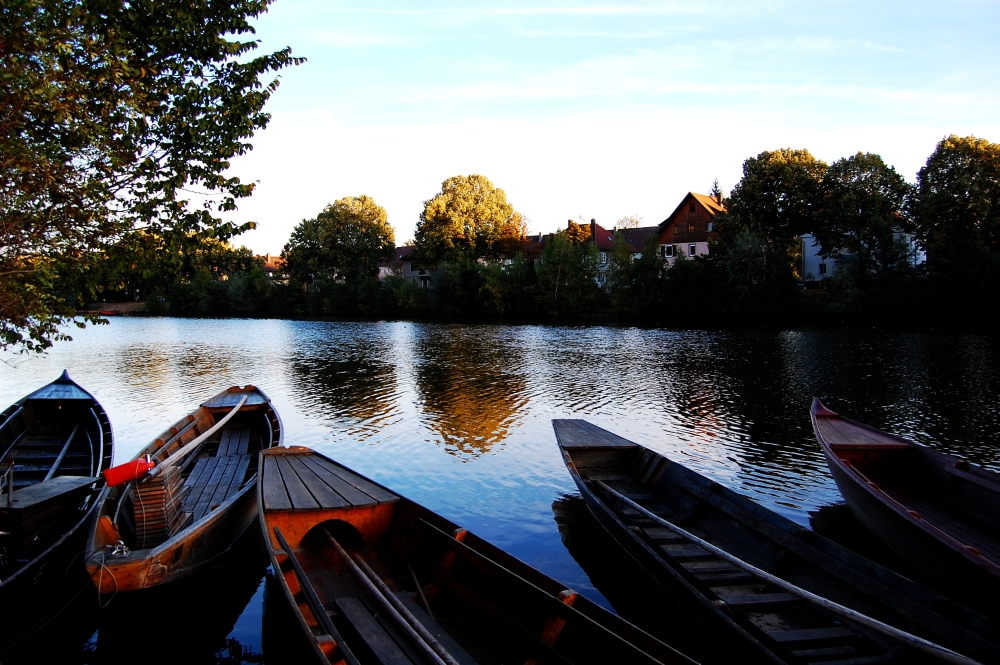 abendliche Stocherkähne