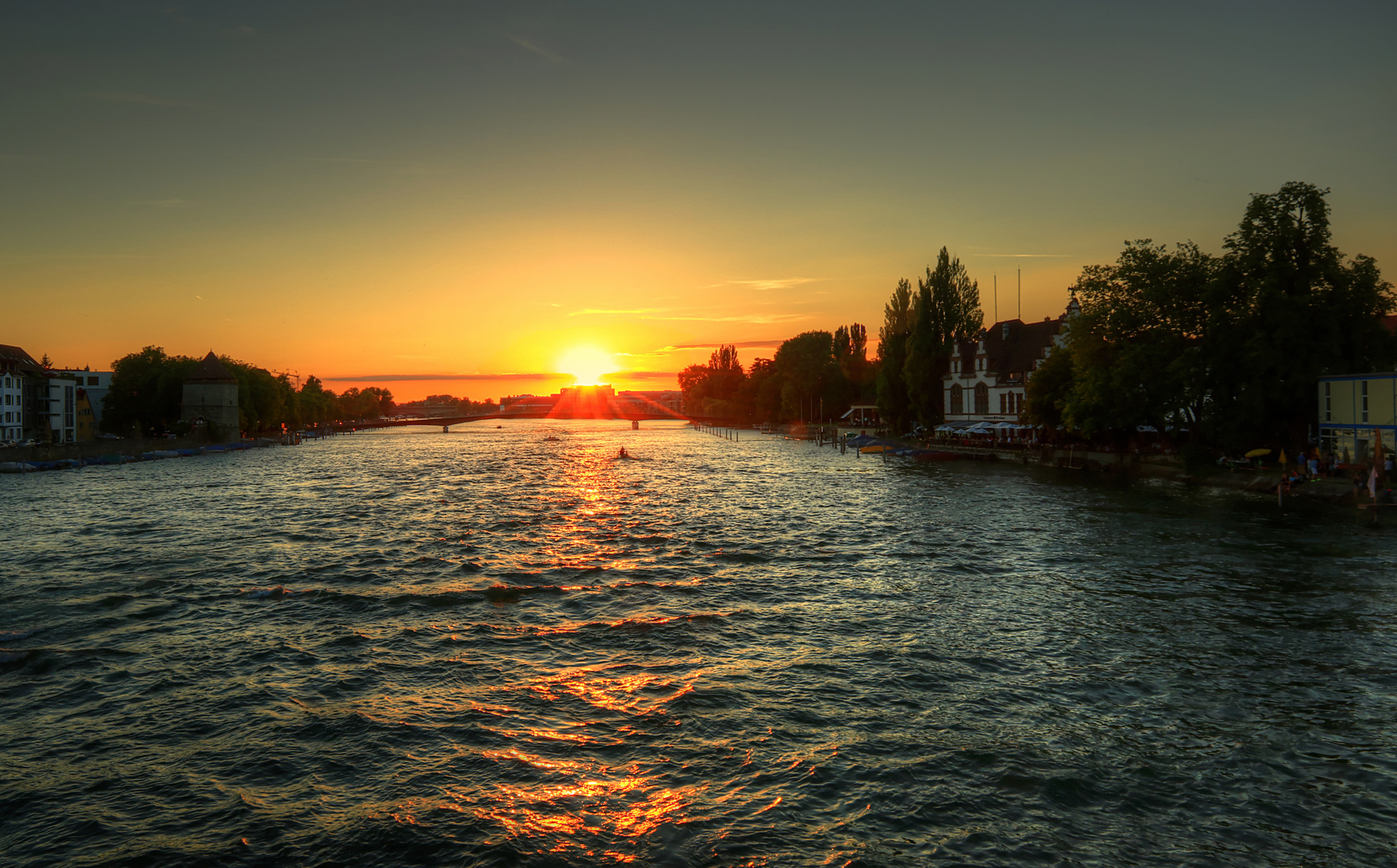 Abendlicher Blick auf den Rhein bei Konstanz
