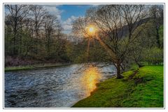 Abendlicher Blick auf die Wupper am Balkhauser Kotten