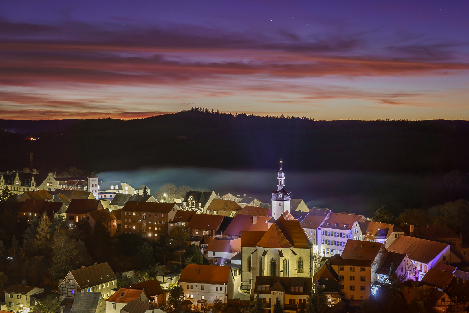 Abendlicher Blick über Mansfeld (2)