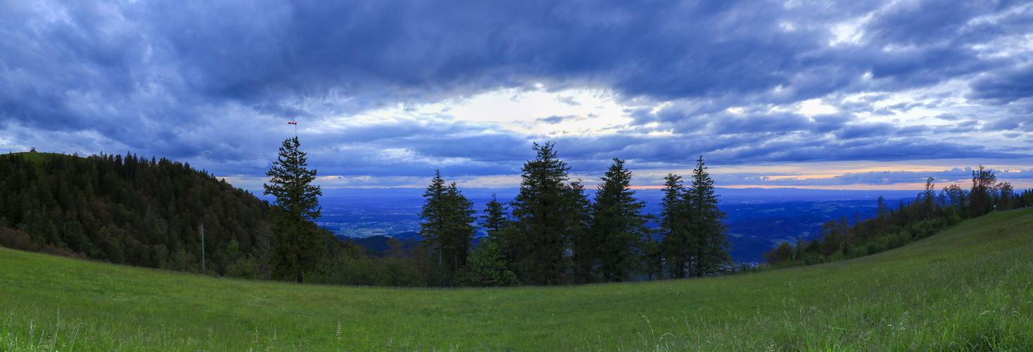 Abendlicher Blick vom Kandel