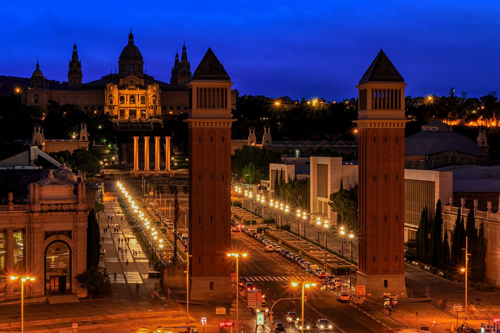 Abendlicher Blick vom Plaza de España ...