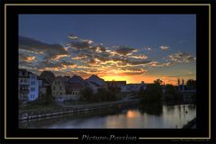 Abendlicher Blick von der Brücke