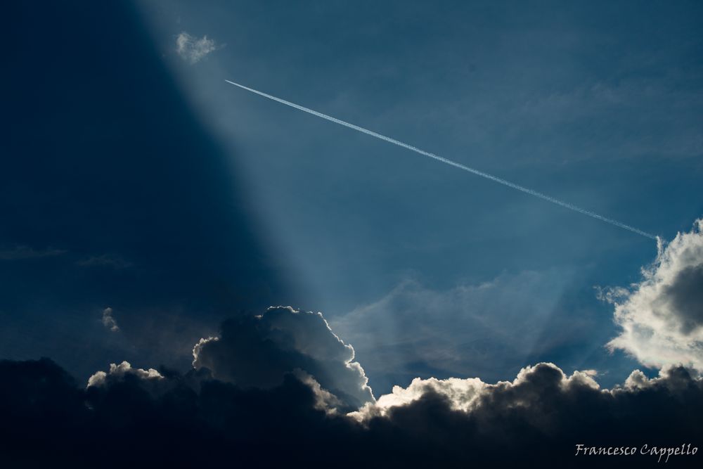 abendlicher Flug in den Schatten