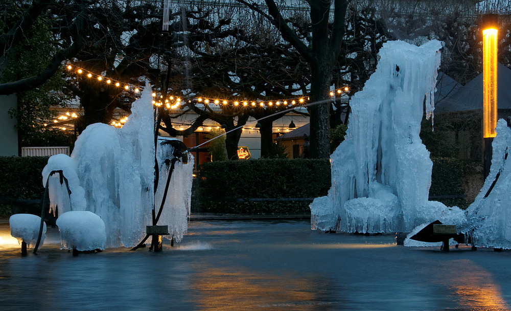 Abendlicher Zauberbrunnen