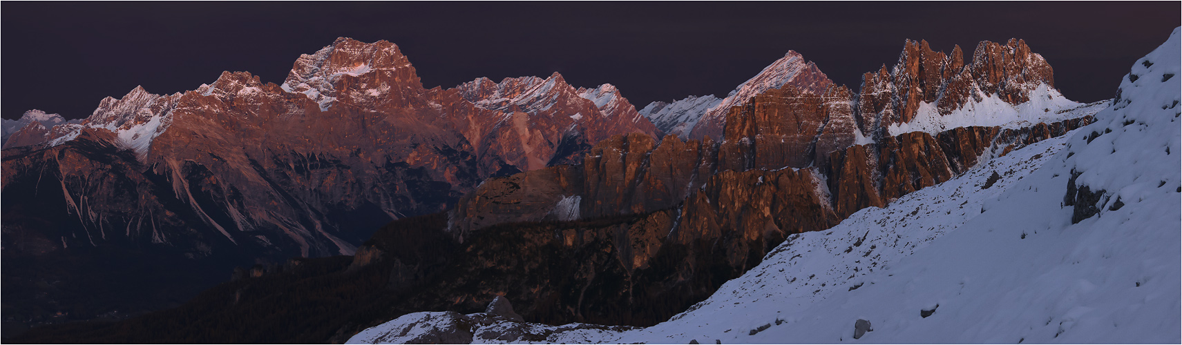 Abendliches Streiflicht in den Ampezzaner Dolomiten