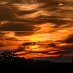 "ABENDLICHES WOLKEN WIRRWARR"