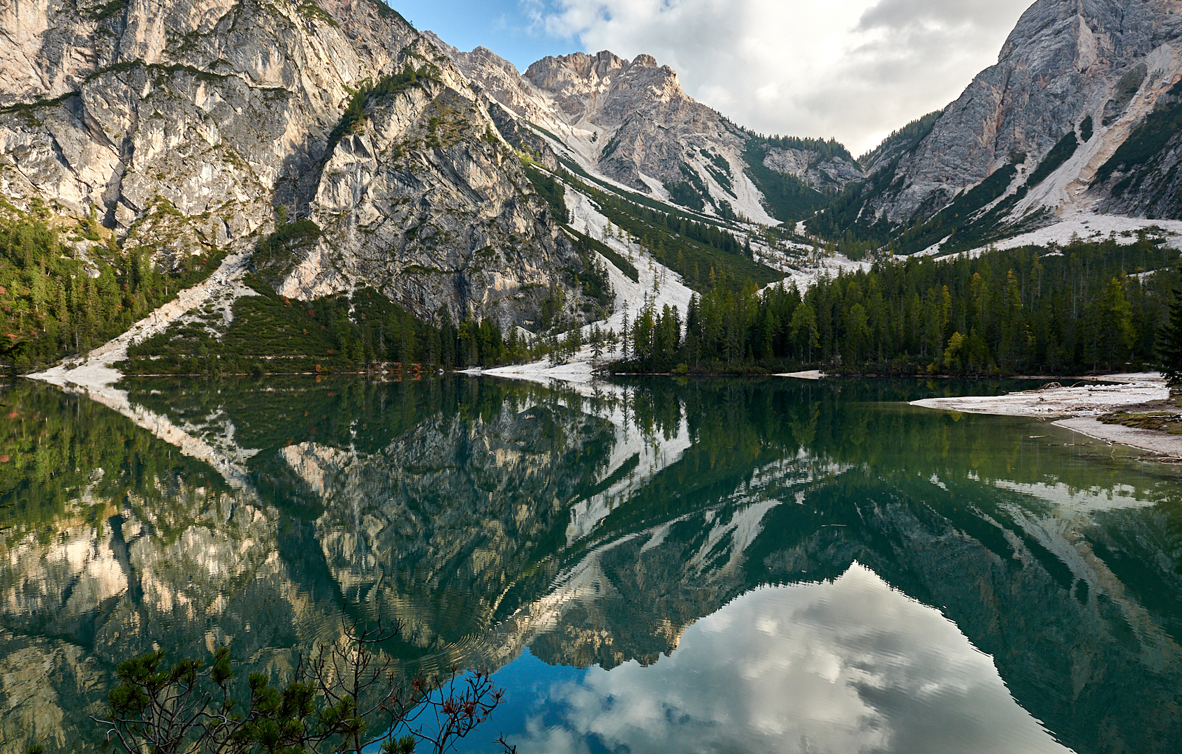 Abendlicht am Pragser Wildsee