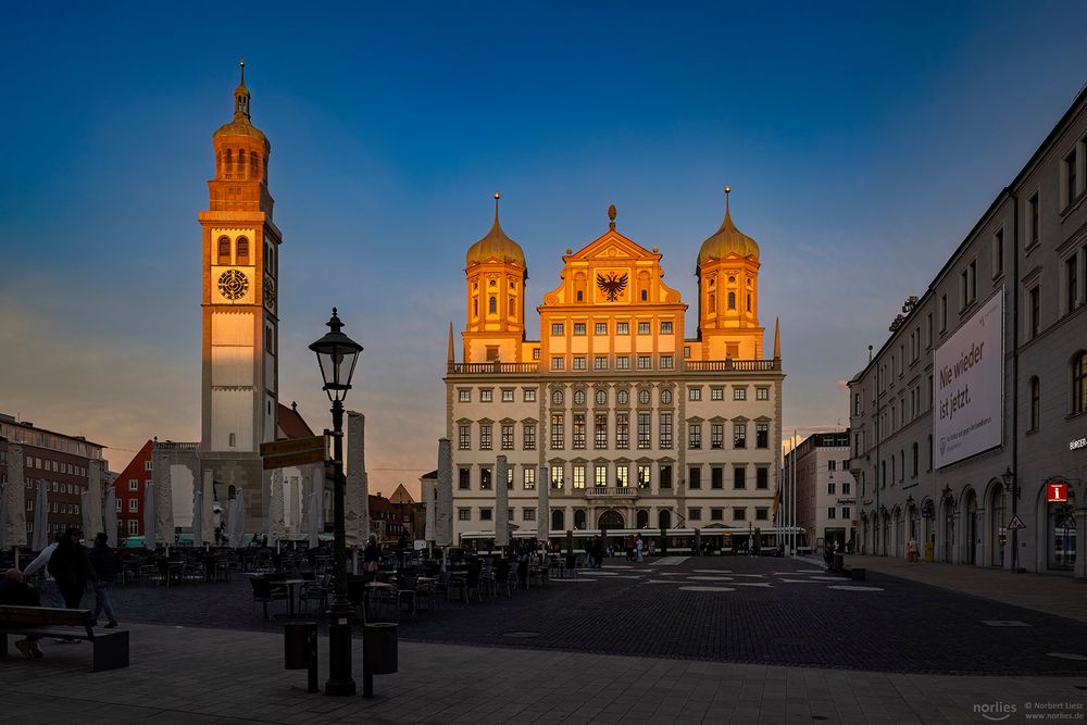 Abendlicht am Rathaus Augsburg