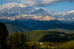 Abendlicht am Rosengarten