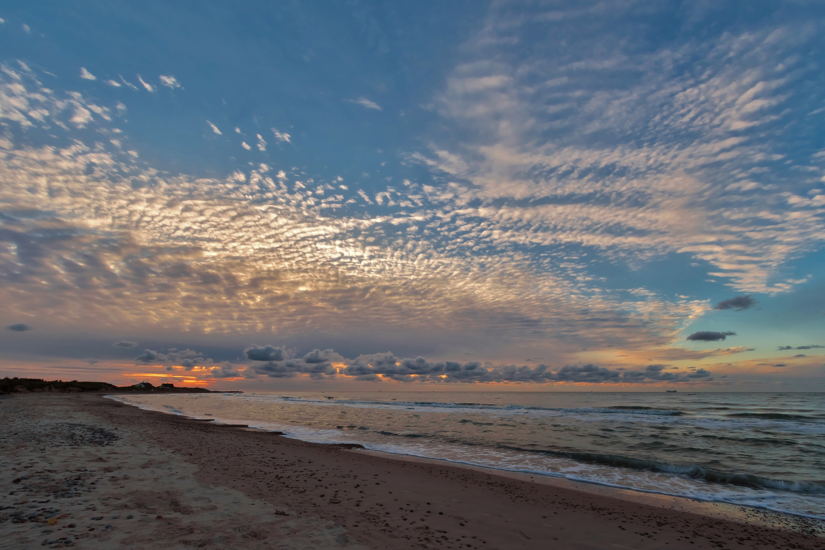 Abendlicht am weiten Meer