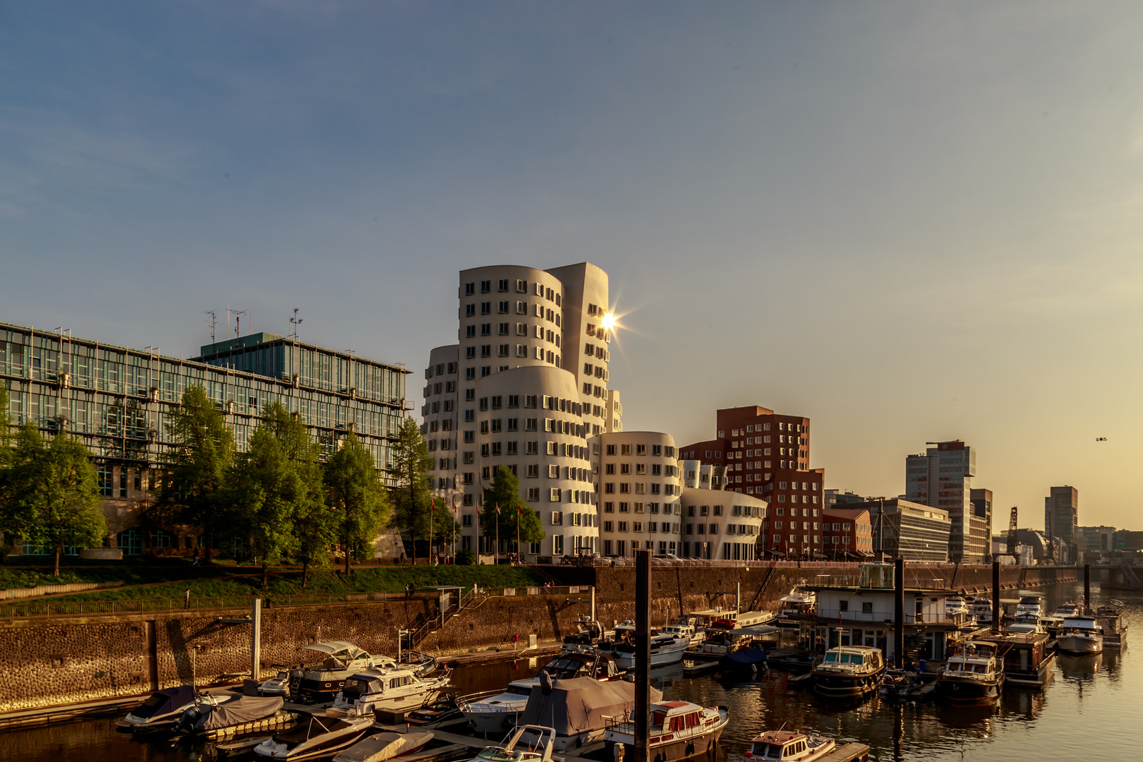 Abendlicht in Medienhafen 