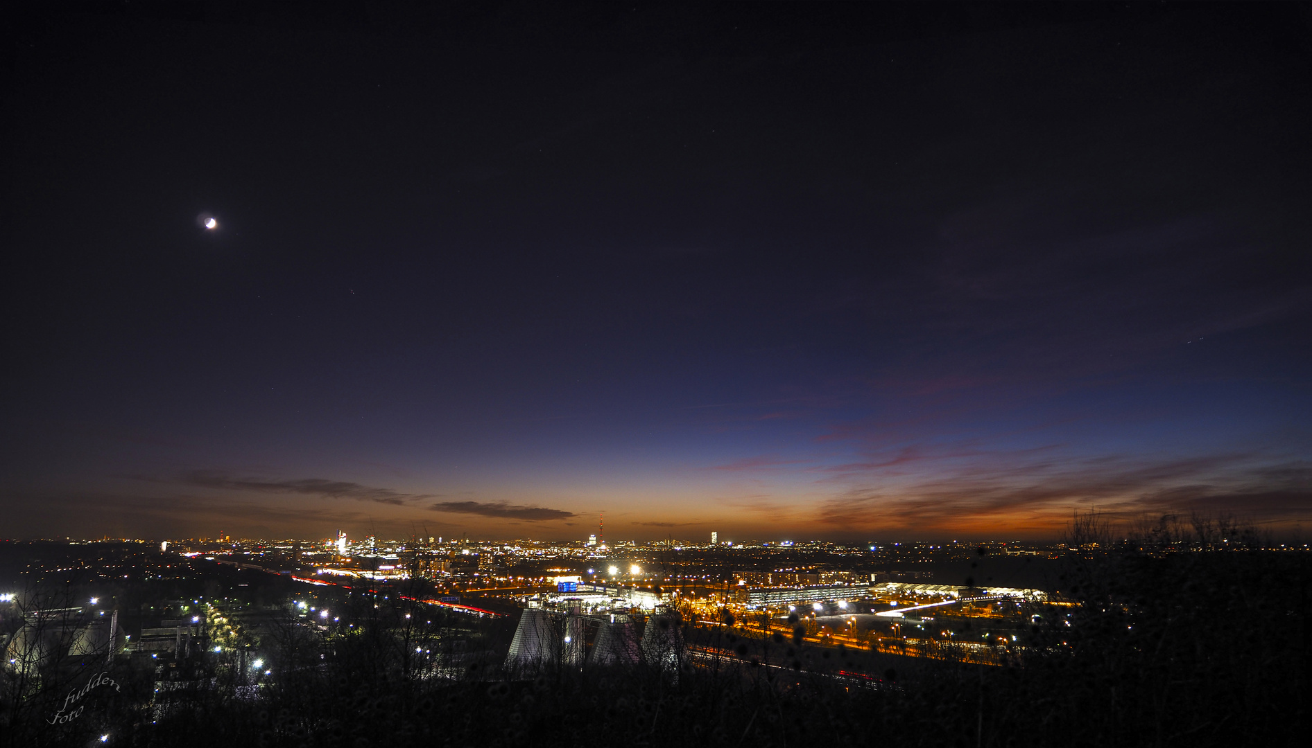 Abendlicht über München