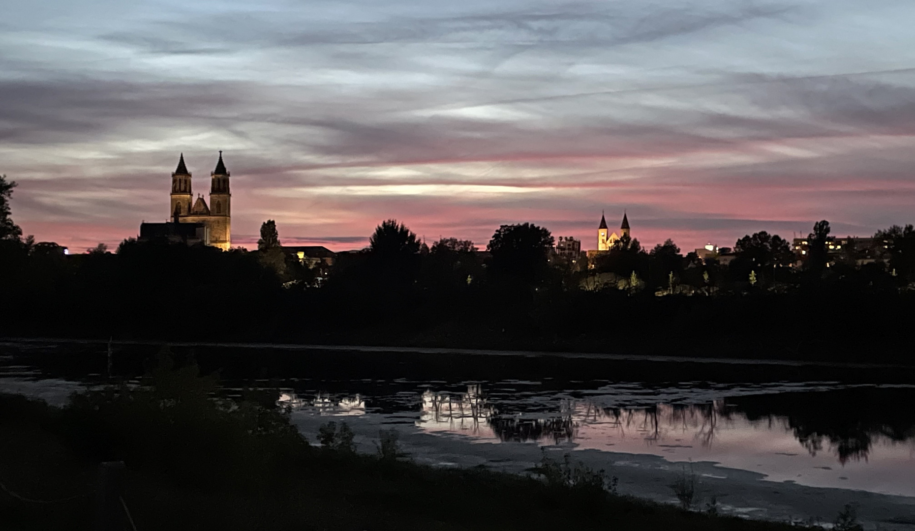 Abendpanorama von Magdeburg