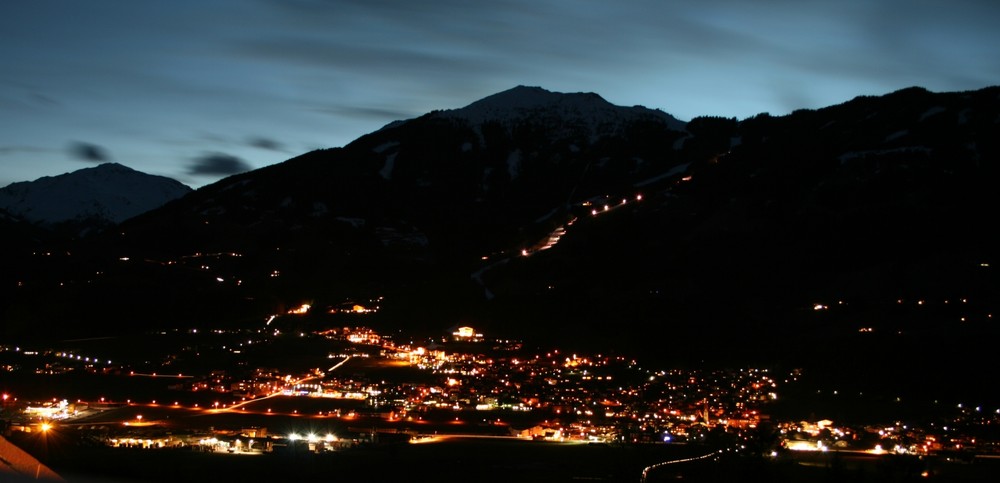 Abendpanorama Zillertal Blick auf Fügen