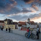 Abendpläuschchen auf der "Steinernen Brücke"