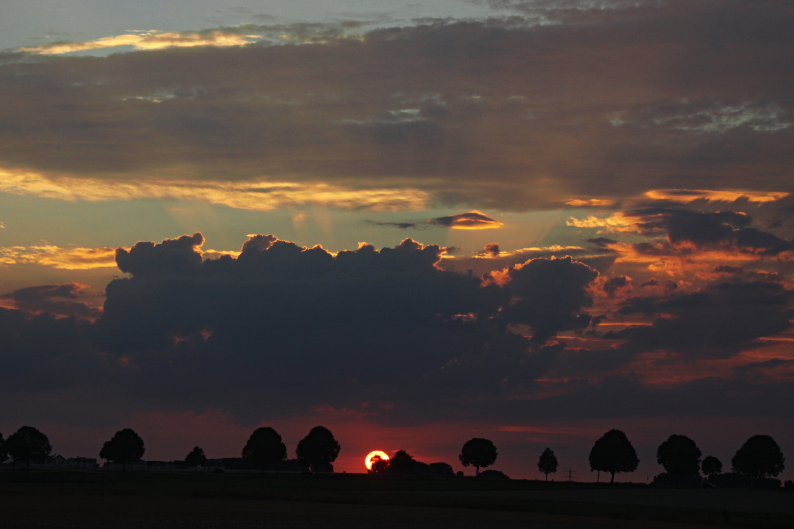 Abendröte am Feld