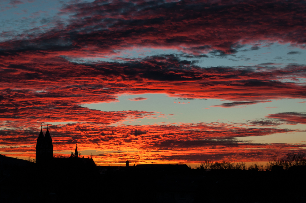 Abendröte über Freiburg