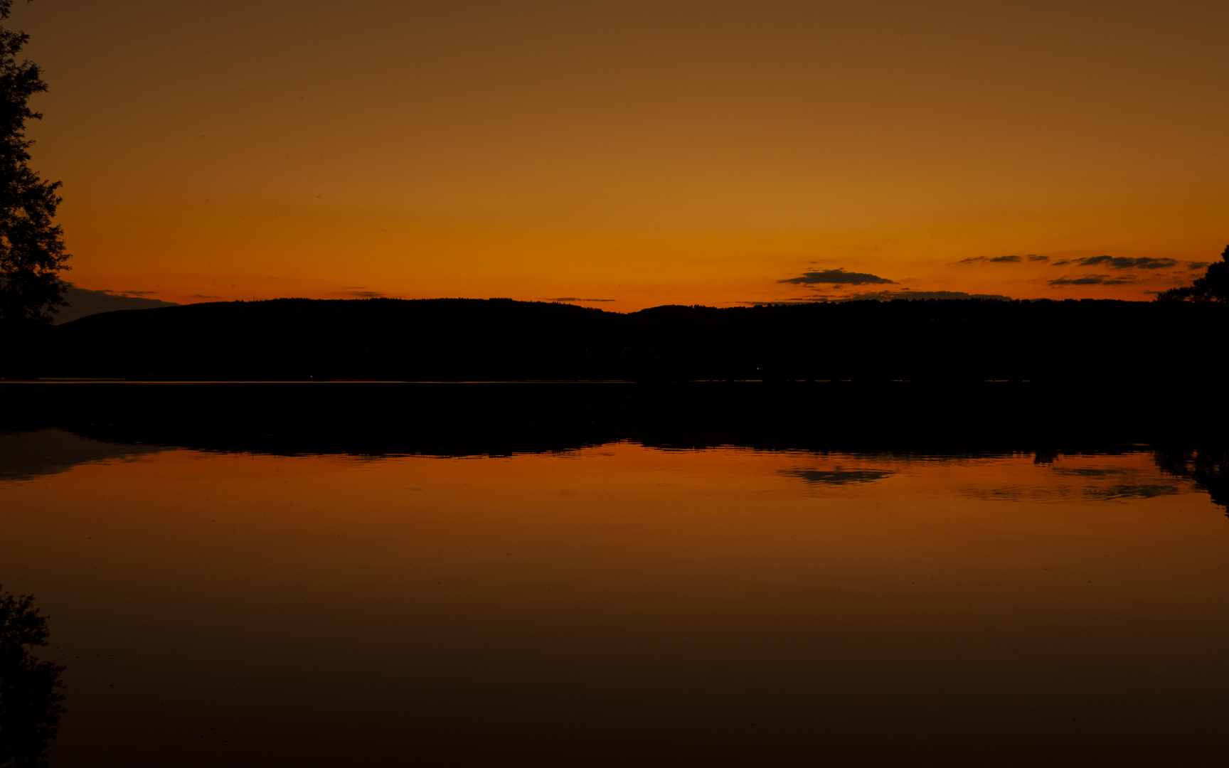 Abendrot am Rhein