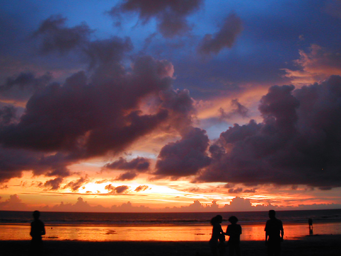 Abendrot auf Bali und Sehnsucht