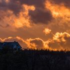 Abendrot hinter der Burg Falkenstein