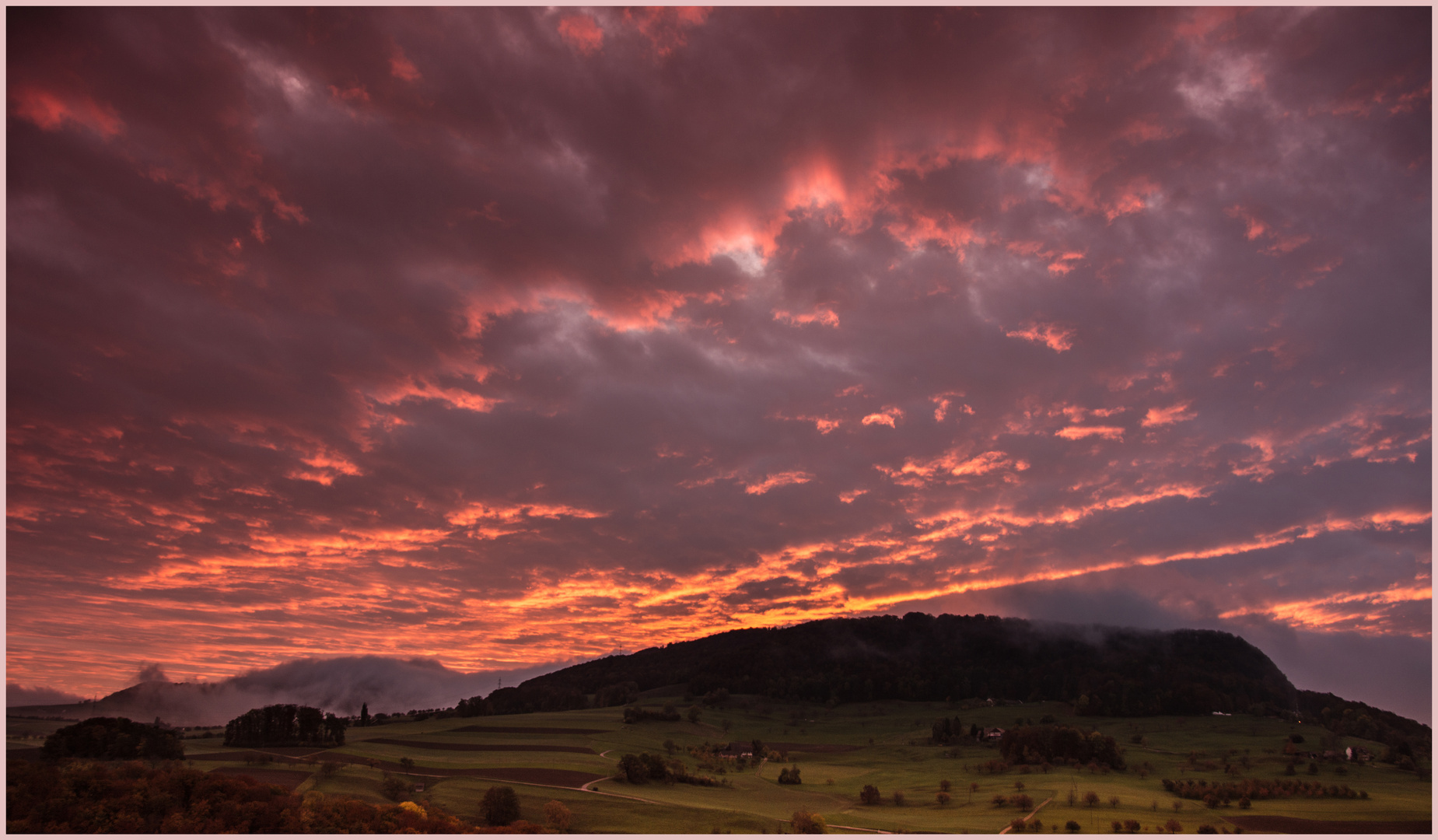 Abendrot in Baselland