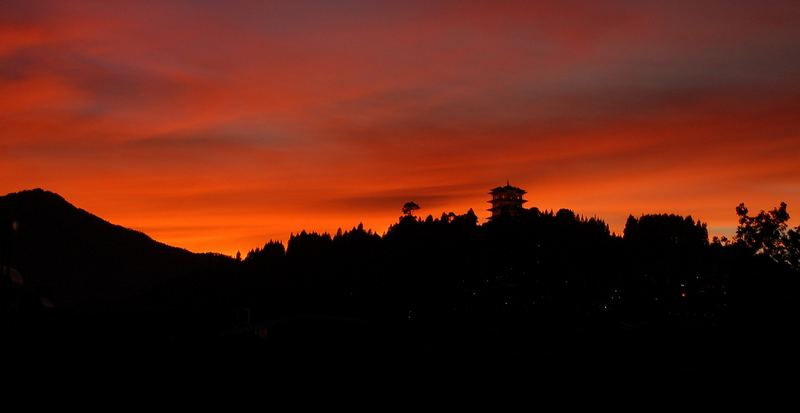 Abendrot in Lijiang ( Reload)