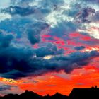 Abendrot mit dunkler Wolkenstimmung