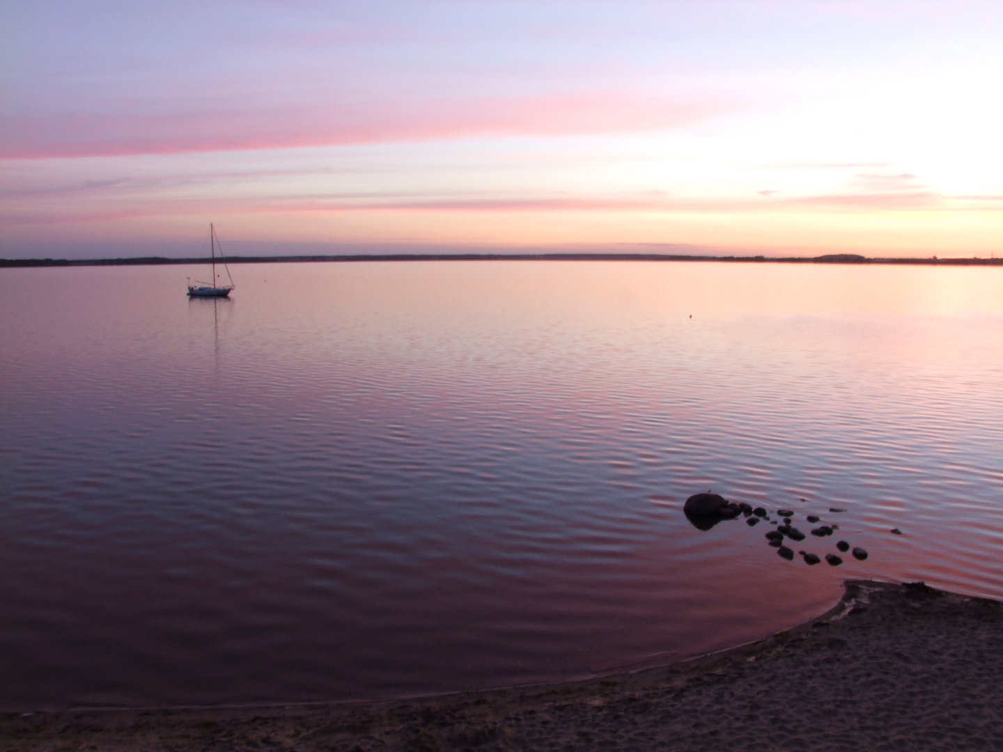 Abendrot mit Segelboot