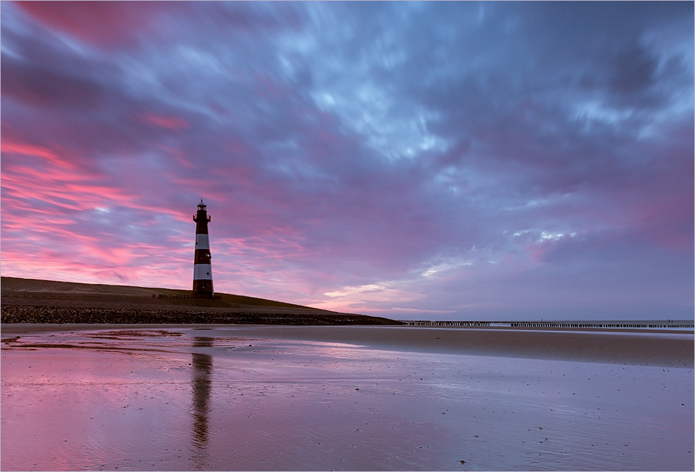 Abendrot über dem Leuchtturm