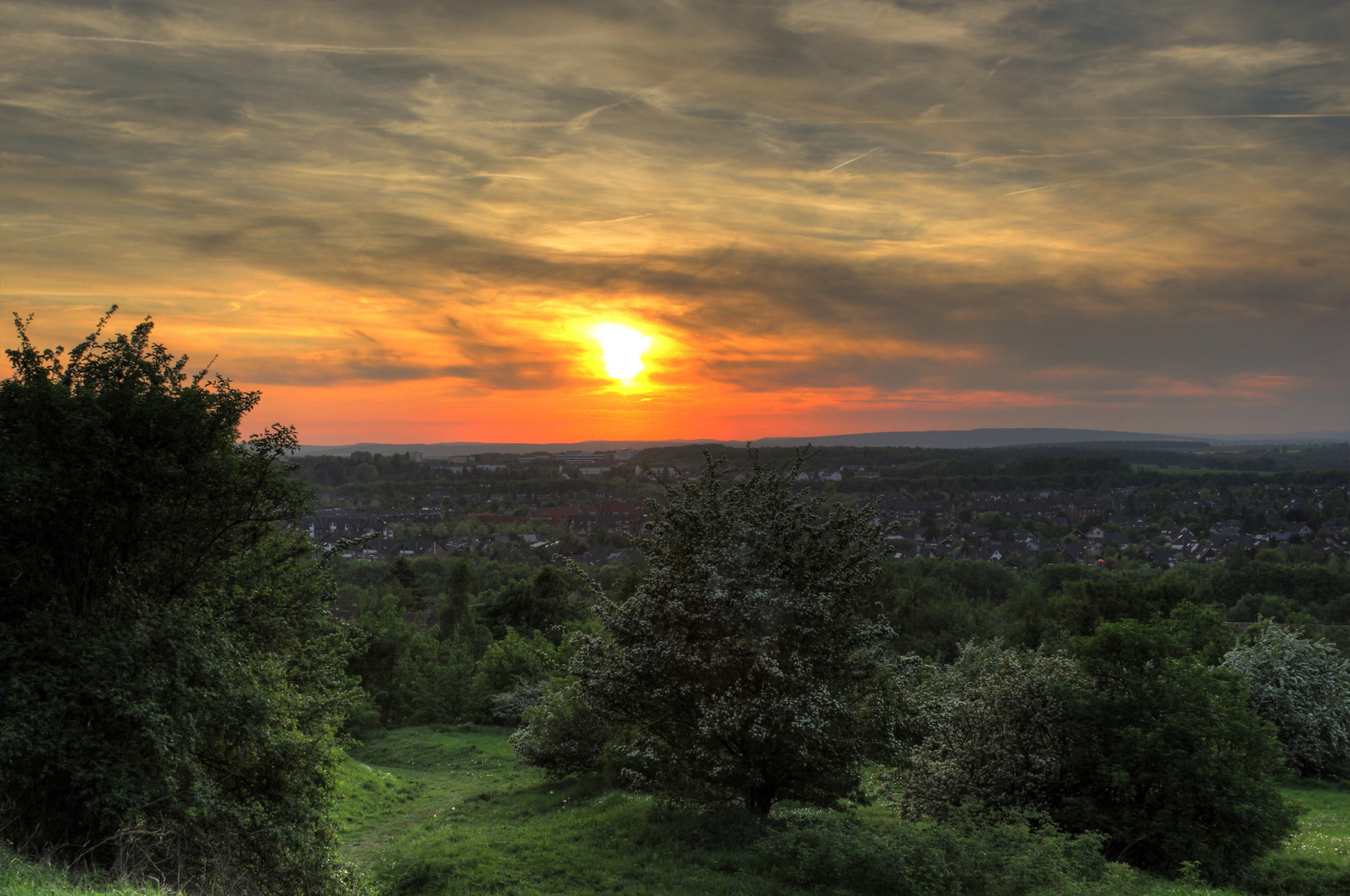 Abendrot über der Kaiserstadt