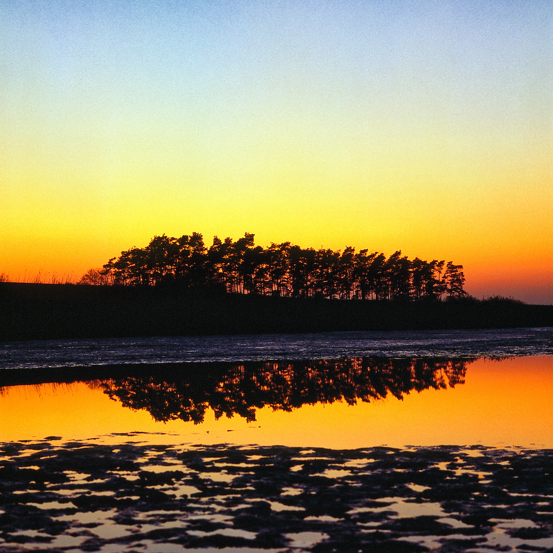 ABENDROT ÜBER FRÄNKISCHER LANDSCHAFT