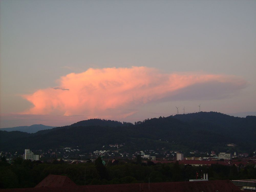 Abendrot über Herdern/ Neuburg