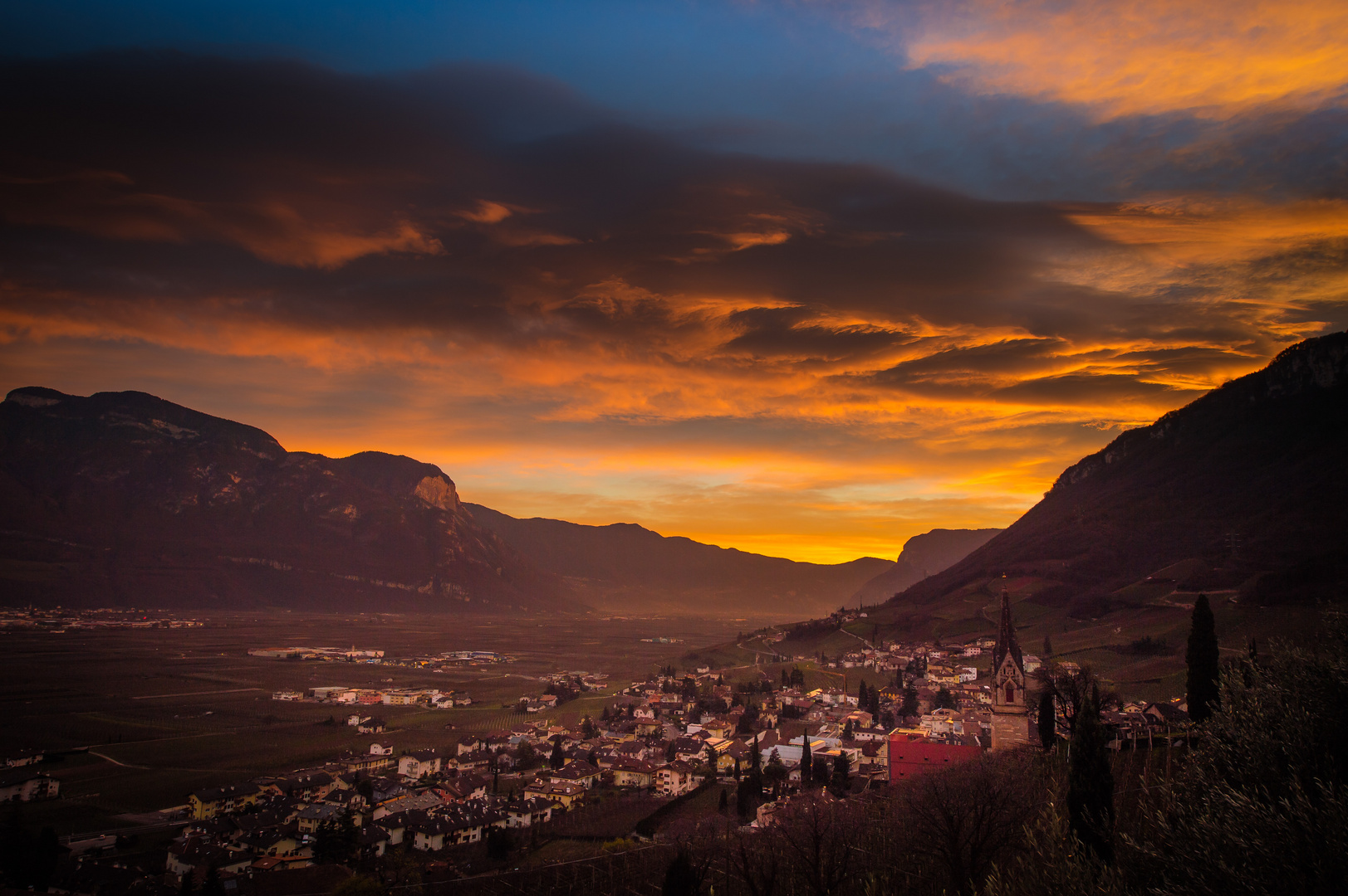 Abendrot über Tramin