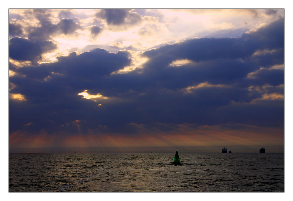 Abendrot Weserfahrrinne