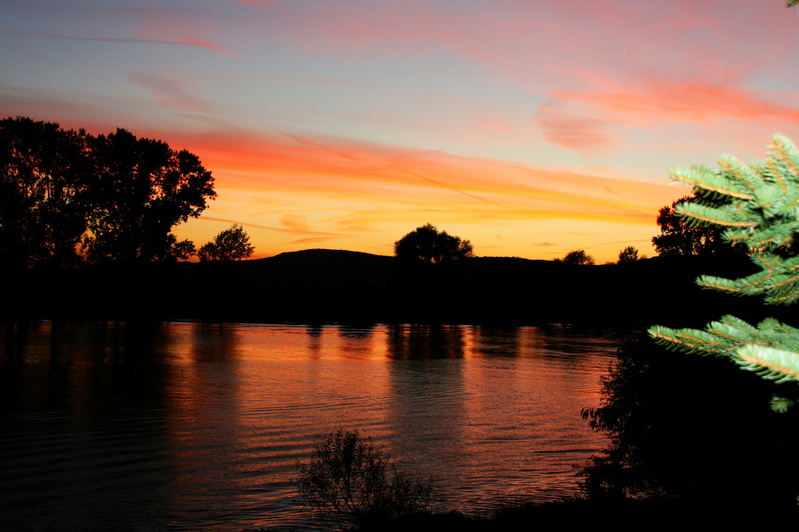 Abendruh über der Mosel