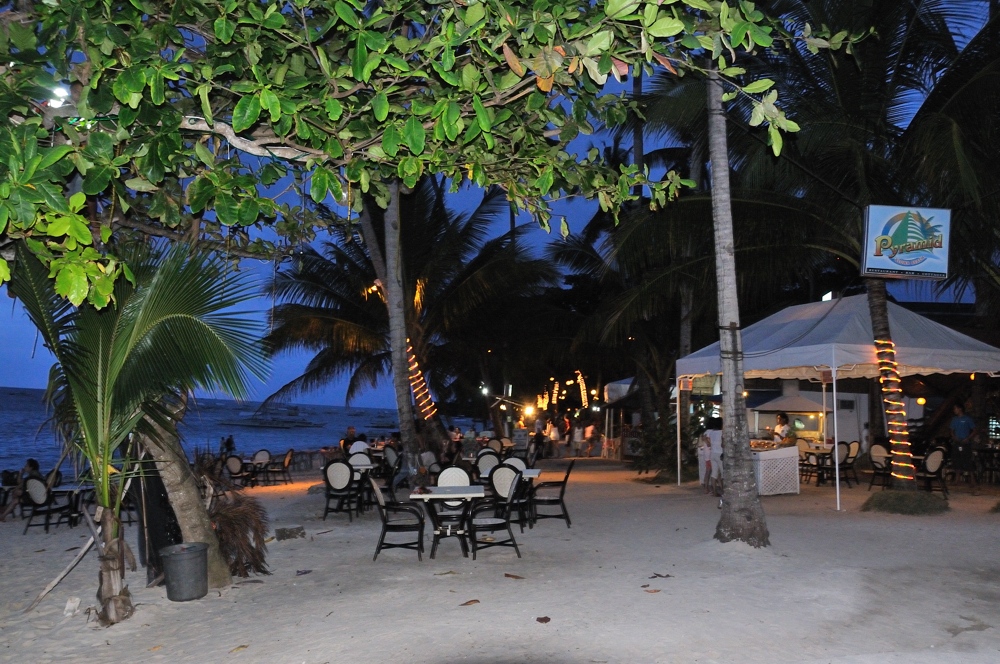 Abends am Alona-Beach auf Bohol / Philippinen