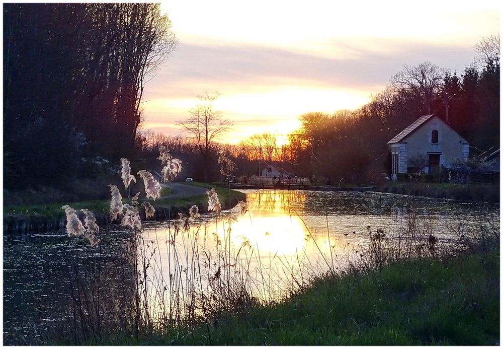 Abends am Canal de Nivernais